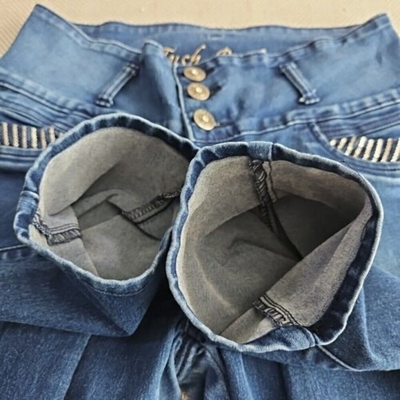 Tush Push Jeans Women's Size 15 (30x31) Rhinestone Sequin Embroidery Stretch - Picture 9 of 16